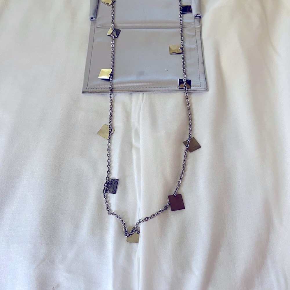 Silver Tone Necklace